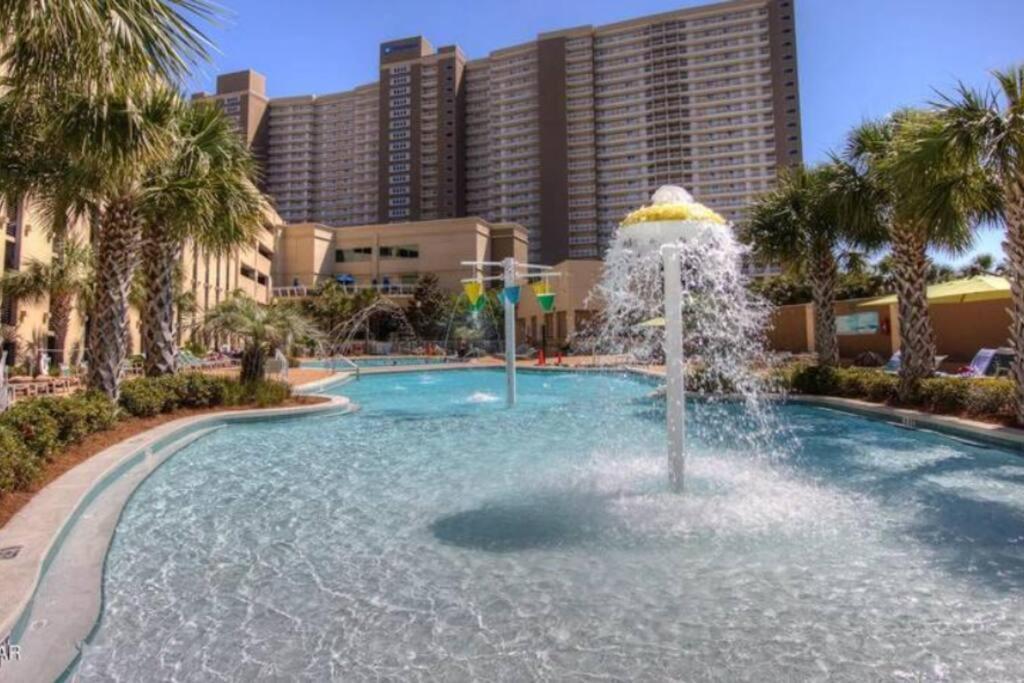 Beautiful Beachfront Paradise! Emerald Beach Resort Panama City Beach Exteriör bild